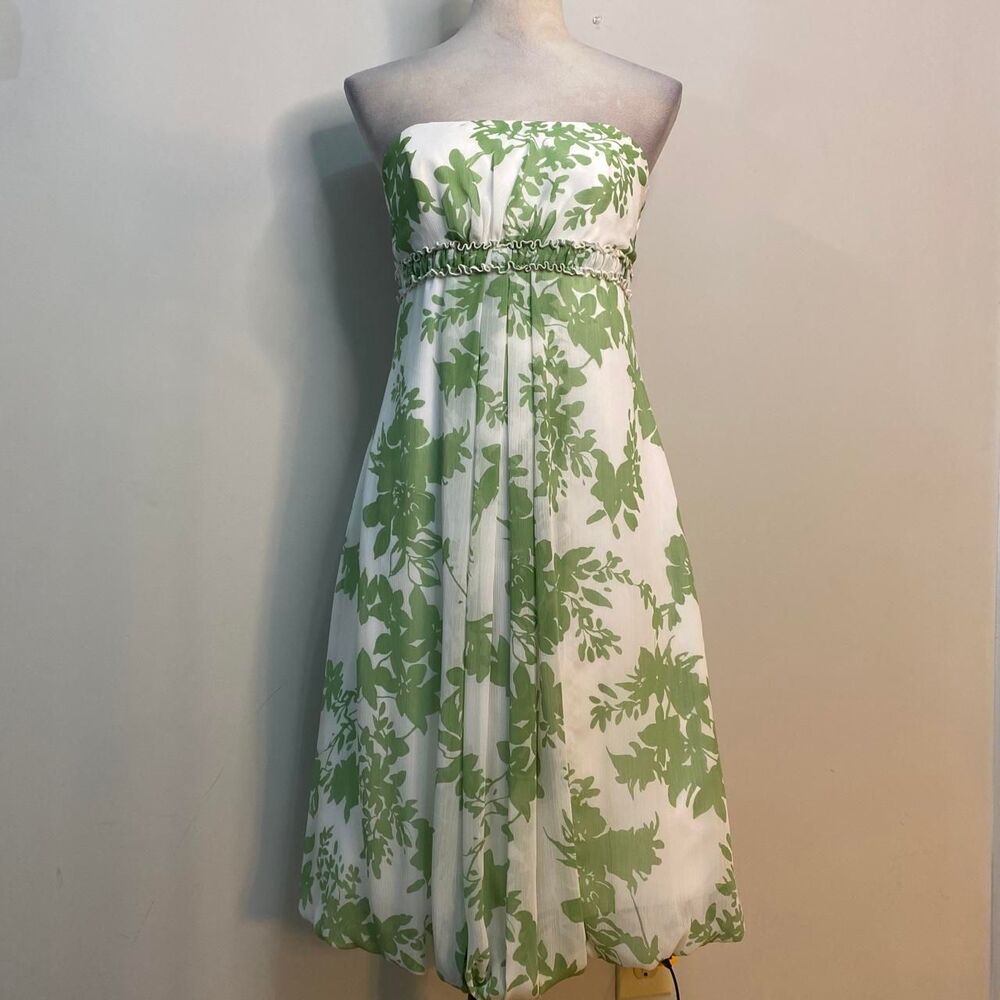 y2k fairycore green & white floral print strapless dress with ruched waist and A